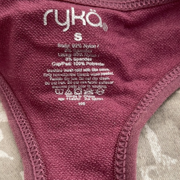 SPORT BRAS🤍🤍 - Picture 4 of 7